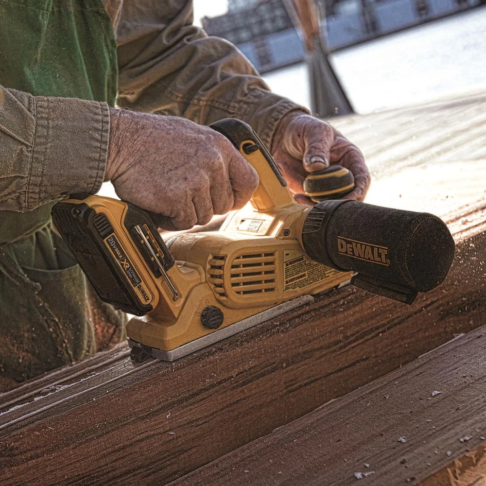 Best Pirce π DEWALT Planers XR 3.25-in W 20-volt Max Handheld Planer β 7 Best Pirce π DEWALT Planers XR 3.25-in W 20-volt Max Handheld Planer β - Image 7