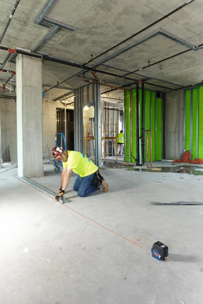 Outlet β¨ Bosch Laser Levels VisiMax 100-ft Red Beam Self-Leveling Cross-line Cross Laser Level with Plumb Points and Level π 11 Outlet β¨ Bosch Laser Levels VisiMax 100-ft Red Beam Self-Leveling Cross-line Cross Laser Level with Plumb Points and Level π - Image 11