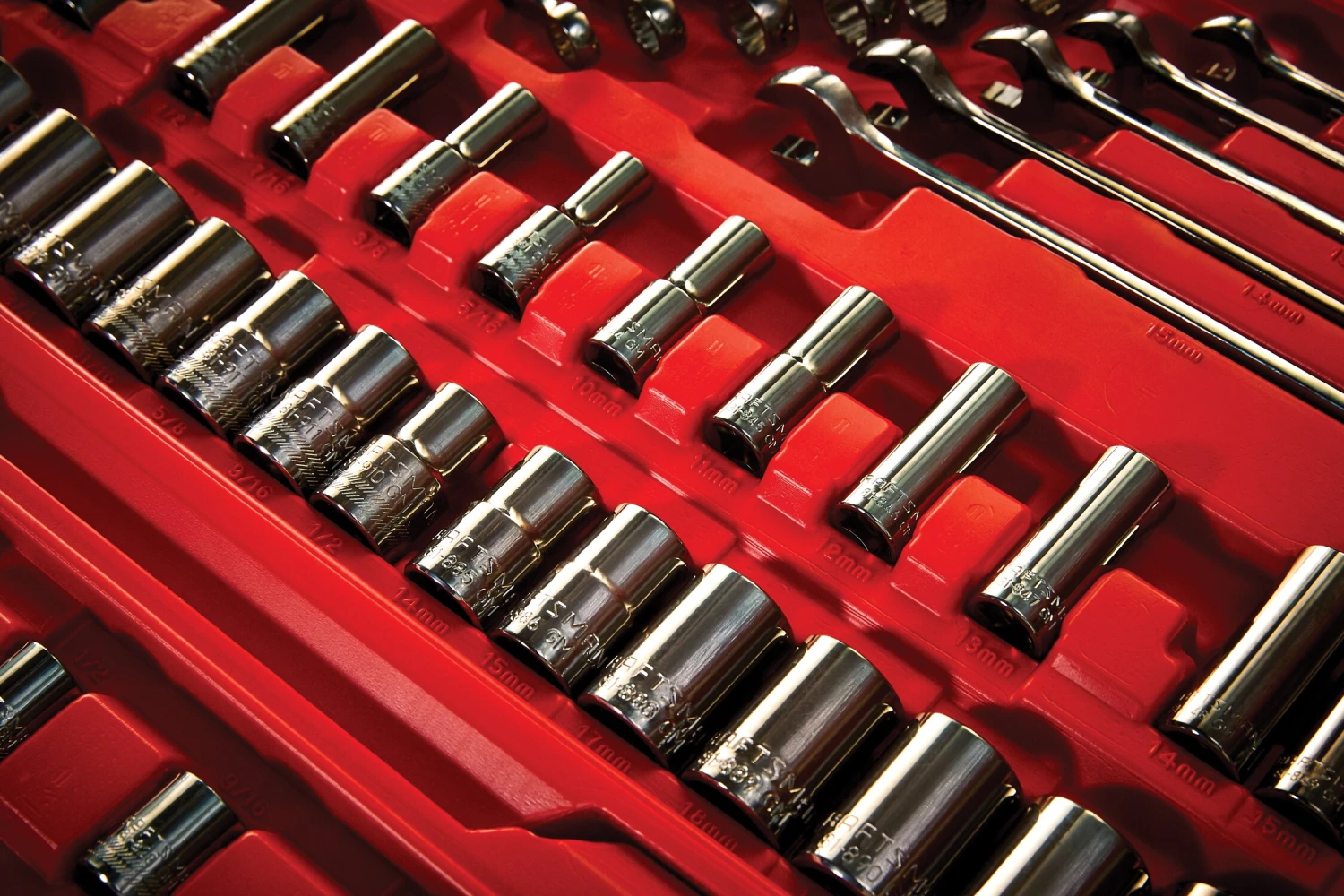 Cheapest π CRAFTSMAN Mechanics Tool Sets 121-Piece Standard (SAE) and Metric Combination Gunmetal Chrome Mechanics Tool Set (1/4-in; 3/8-in) π 12 Cheapest π CRAFTSMAN Mechanics Tool Sets 121-Piece Standard (SAE) and Metric Combination Gunmetal Chrome Mechanics Tool Set (1/4-in; 3/8-in) π - Image 12