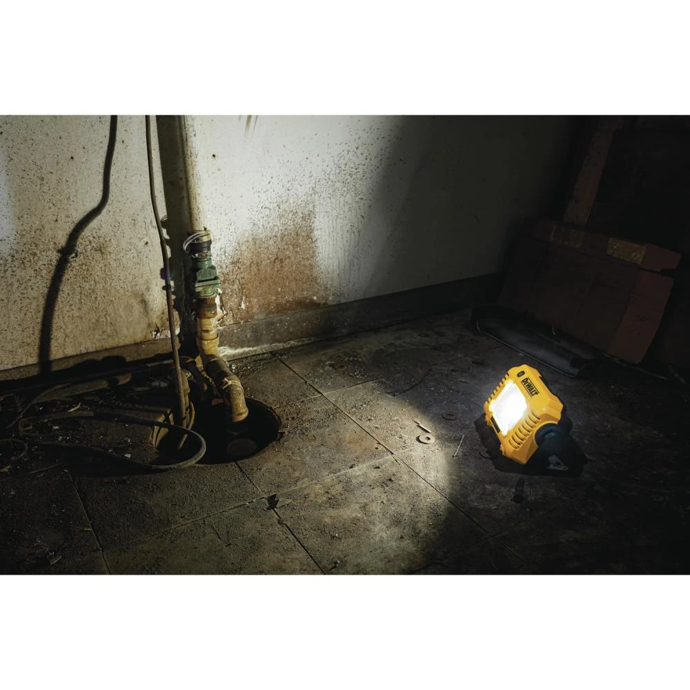 Wholesale β€οΈ DEWALT Power Tool Flashlights 20-volt Max 2000-Lumen LED Power Tool Flashlight π 5 Wholesale β€οΈ DEWALT Power Tool Flashlights 20-volt Max 2000-Lumen LED Power Tool Flashlight π - Image 5