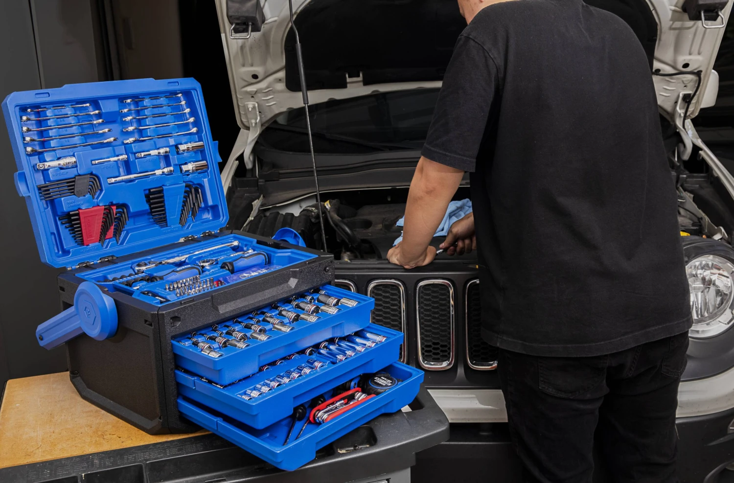 Hot Sale β Kobalt Mechanics Tool Sets 243-Piece Standard (SAE) and Metric Combination Polished Chrome Mechanics Tool Set (1/4-in; 3/8-in) 𧨠12 Hot Sale β Kobalt Mechanics Tool Sets 243-Piece Standard (SAE) and Metric Combination Polished Chrome Mechanics Tool Set (1/4-in; 3/8-in) 𧨠- Image 12